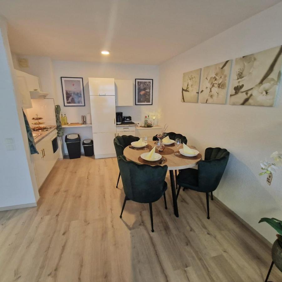 Ferienwohnung Mit Meerblick In Bad Zwischenahn Eksteriør billede
